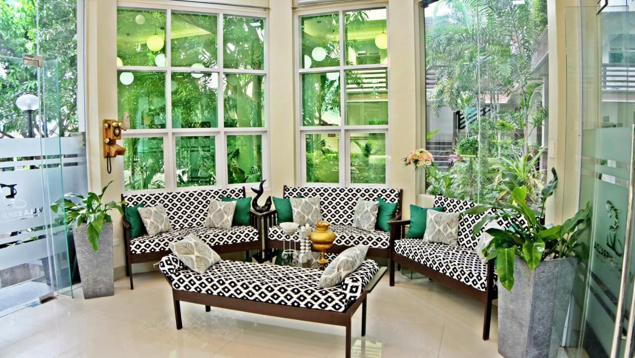 Villa Esmeralda Bryan'S Resort Hotel And Restaurant Palayan City Kültér fotó